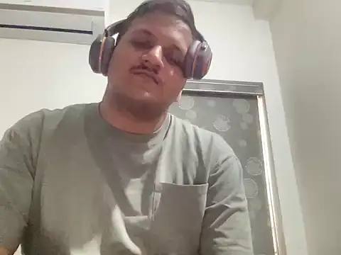 chiikuloveu online show from 13, 2, 2026