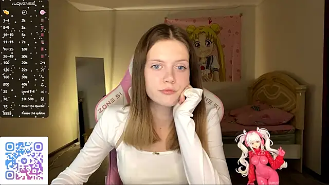 VibeQueenLucy online show from 7, 10, 2025