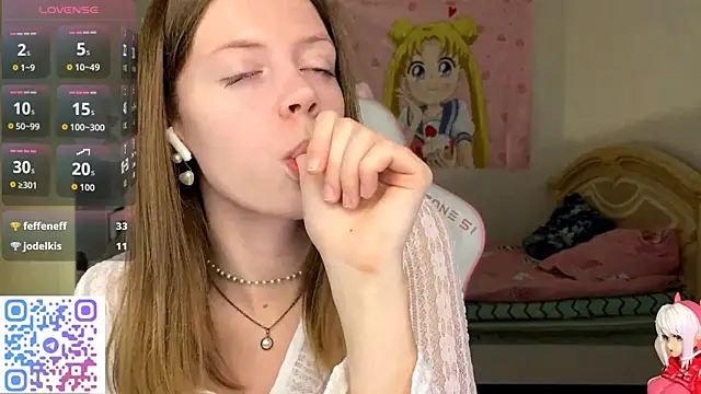 VibeQueenLucy online show from 3, 11, 2025