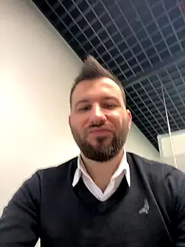 Snapshot of speddy34 chatting on 17, 12, 2025 speddy34 online show from 17, 12, 2025