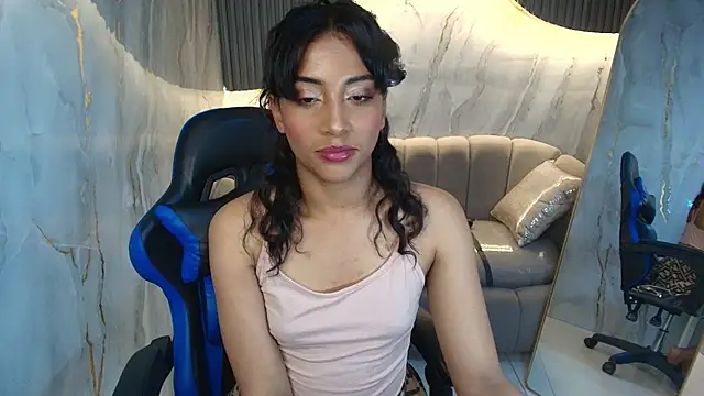 Snapshot of katty_berry_r chatting on 20, 10, 2025 katty berry r online show from 20, 10, 2025