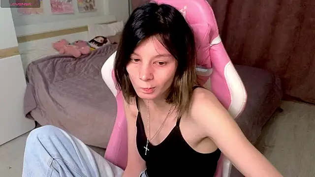 EllinEverly online show from 10, 3, 2026