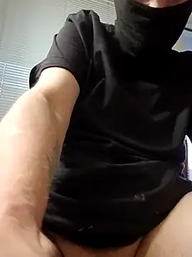 Snapshot of J3tbl4ck chatting on 4, 11, 2025 J3tbl4ck online show from 4, 11, 2025