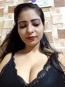 QUEEN-ADITI online show from 13, 9, 2025