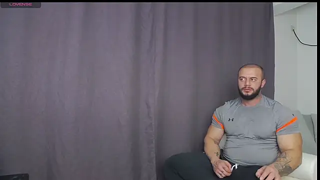 RickyMiami1 online show from 8, 11, 2025