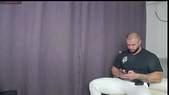 RickyMiami1 online show from 20, 11, 2025