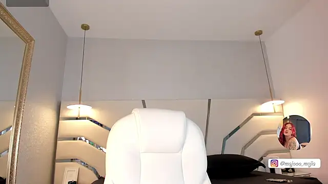 Snapshot of Julieth_Rojas chatting on 13, 9, 2025 Julieth Rojas online show from 13, 9, 2025