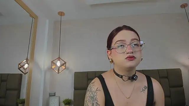 Julieth Rojas online show from 13, 3, 2026