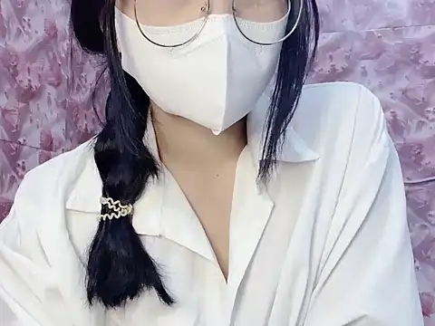 Snapshot of Miumiu028 chatting on 29, 9, 2025 Miumiu028 online show from 29, 9, 2025