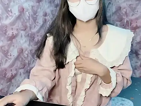 Snapshot of Miumiu028 chatting on 16, 10, 2025 Miumiu028 online show from 16, 10, 2025