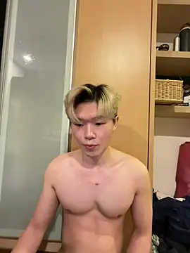 Snapshot of zachlee_69 chatting on 24, 5, 2026 zachlee 69 online show from 24, 5, 2026