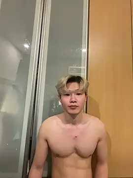 Snapshot of zachlee_69 chatting on 1, 6, 2026 zachlee 69 online show from 1, 6, 2026