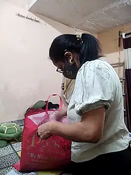 meenu bhabhi547 online show from 3, 11, 2025