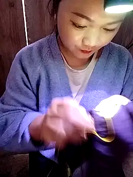 lusy-000 online show from 1, 11, 2025