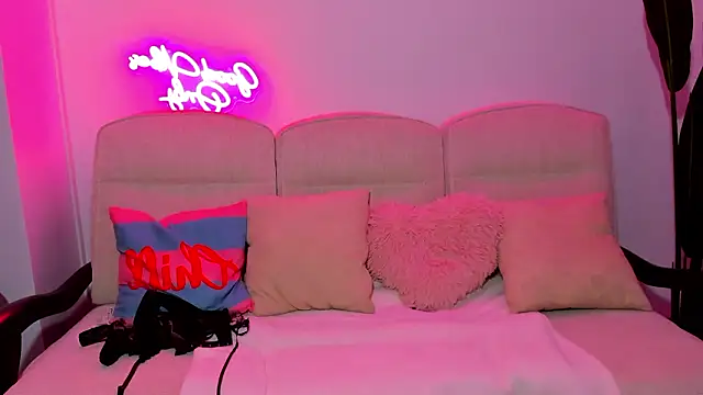 JessicaSky  online show from 19, 3, 2026