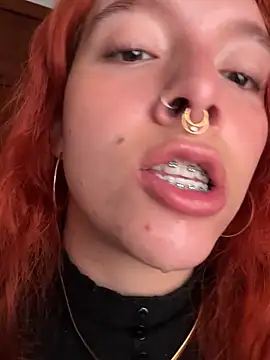 Snapshot of bri_von_dhara__ chatting on 12, 9, 2025 bri von dhara online show from 12, 9, 2025