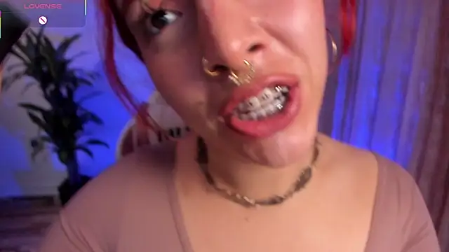 Snapshot of bri_von_dhara__ chatting on 16, 9, 2025 bri von dhara online show from 16, 9, 2025