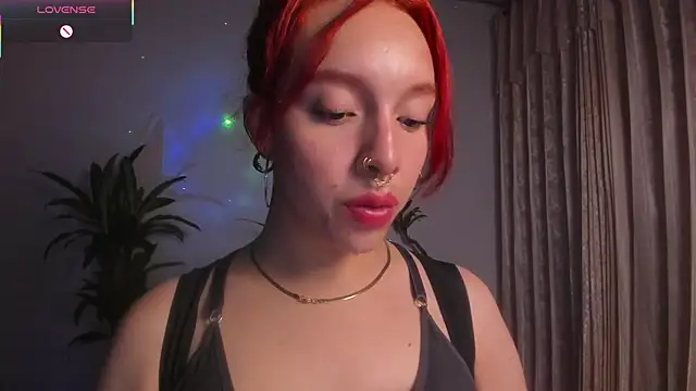 Snapshot of bri_von_dhara__ chatting on 6, 10, 2025 bri von dhara online show from 6, 10, 2025