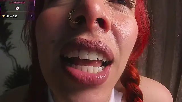 Snapshot of bri_von_dhara__ chatting on 4, 11, 2025 bri von dhara online show from 4, 11, 2025