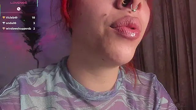 Snapshot of bri_von_dhara__ chatting on 8, 11, 2025 bri von dhara online show from 8, 11, 2025