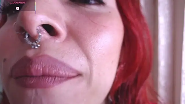 Snapshot of bri_von_dhara__ chatting on 27, 11, 2025 bri von dhara online show from 27, 11, 2025