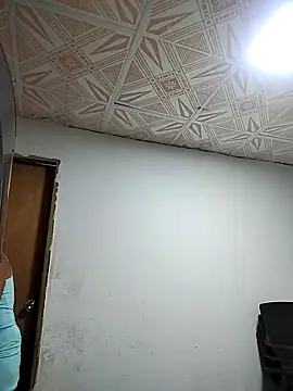 Naomi-Mature online show from 27, 9, 2025