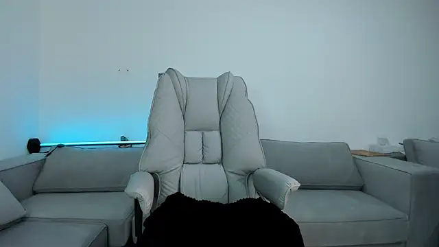 Snapshot of Sweet_Soffi chatting on 18, 12, 2025 Sweet Soffi online show from 18, 12, 2025