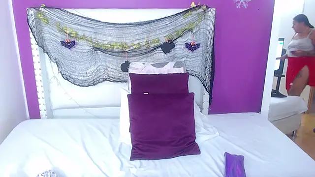 fat naughtyass online show from 5, 11, 2025