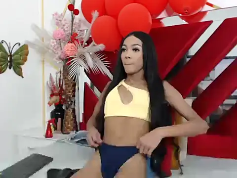 Snapshot of KathalinaSmit chatting on 1, 10, 2025 KathalinaSmit online show from 1, 10, 2025