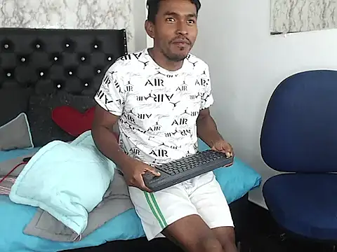 Adam Morgan2 online show from 26, 9, 2025