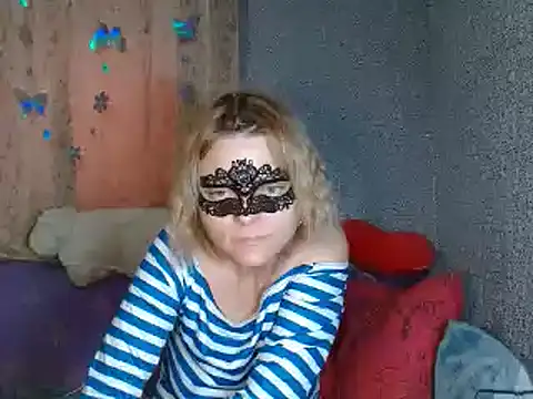 Miss Nona online show from 19, 10, 2025