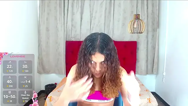 luisa  torres online show from 24, 10, 2025