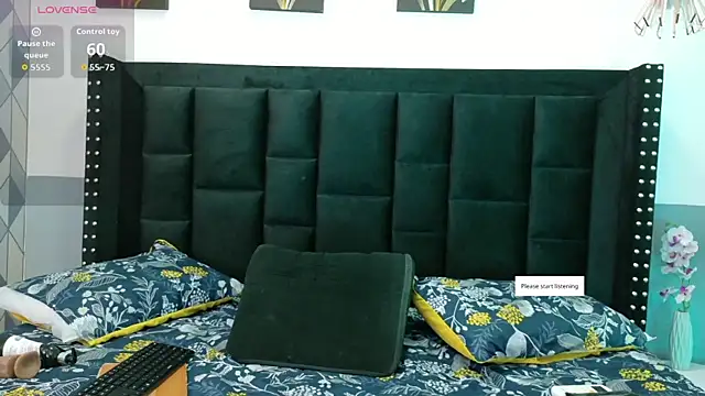 mamaneedsfun online show from 13, 2, 2026