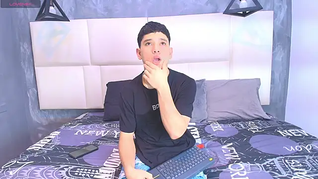 aron twink66 online show from 6, 10, 2025