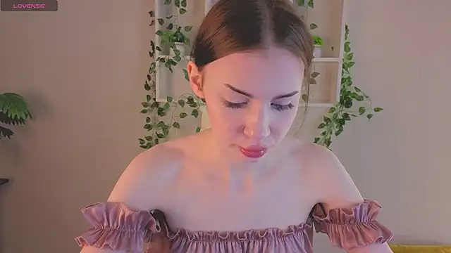 Jennie Hunter online show from 2, 12, 2025