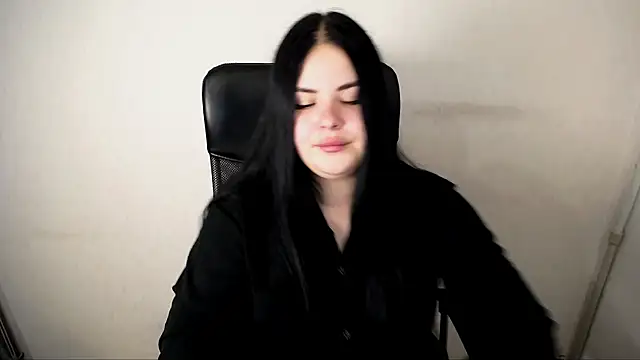  Trisha li online show from 26, 10, 2025