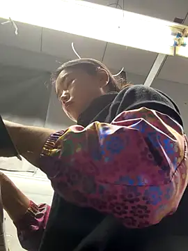 Snapshot of DHJM168 chatting on 31, 10, 2025 DHJM168 online show from 31, 10, 2025