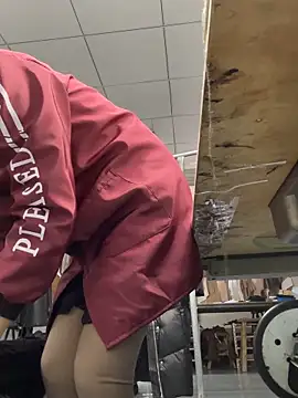 Snapshot of DHJM168 chatting on 4, 12, 2025 DHJM168 online show from 4, 12, 2025