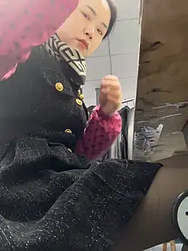 Snapshot of DHJM168 chatting on 15, 12, 2025 DHJM168 online show from 15, 12, 2025