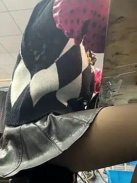 Snapshot of DHJM168 chatting on 9, 1, 2026 DHJM168 online show from 9, 1, 2026