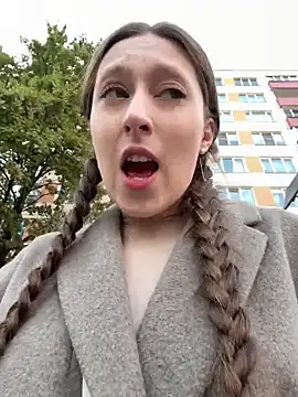 FroggyAnna online show from 3, 10, 2025