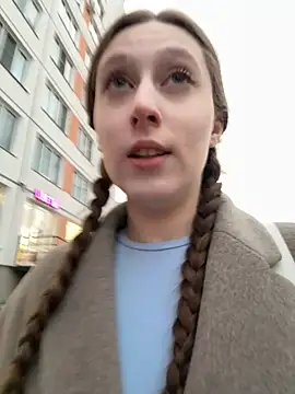 FroggyAnna online show from 12, 10, 2025