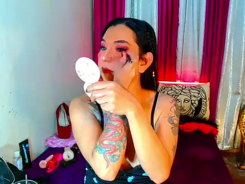 Snapshot of Fujiko2020 chatting on 12, 11, 2025 Fujiko2020 online show from 12, 11, 2025