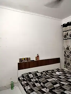 Sexy vernilla online show from 28, 9, 2025