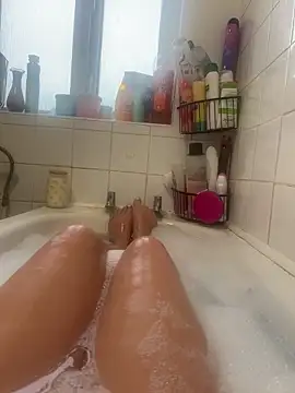 Snapshot of Imogenbabyyy chatting on 10, 9, 2025 Imogenbabyyy online show from 10, 9, 2025