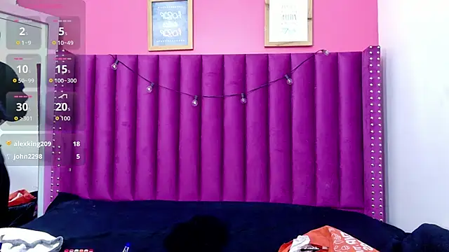 Snapshot of cosplaydate chatting on 28, 10, 2025 cosplaydate online show from 28, 10, 2025