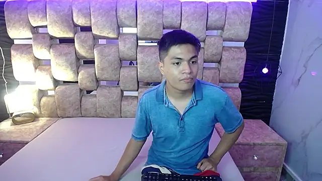 NatyyAlex online show from 1, 11, 2025