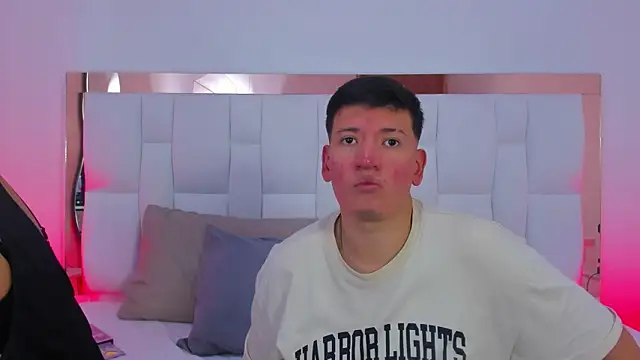 ZoeandEthan online show from 26, 9, 2025