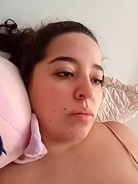 Snapshot of LoanaSantos chatting on 21, 12, 2025 LoanaSantos online show from 21, 12, 2025