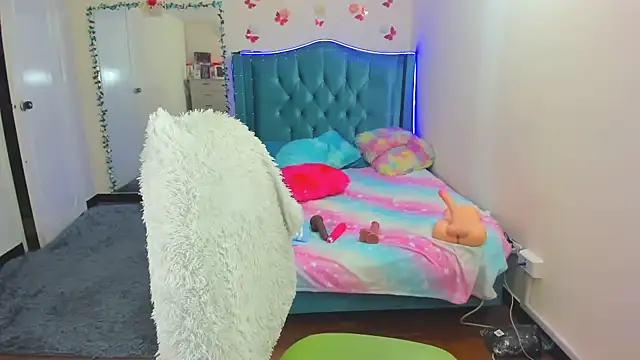 Luna Analya online show from 12, 9, 2025